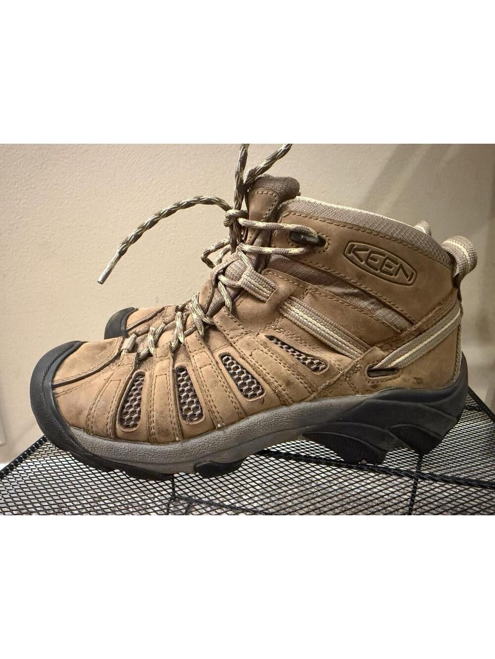 Keen Voyageur Hiking Boots - Women’s 9 - Brown Leather